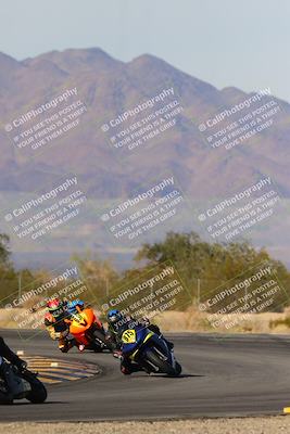 media/Dec-17-2023-CVMA (Sun) [[bf0c04832d]]/Race 4 Amateur Supersport Middleweight/